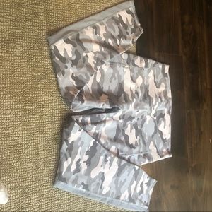 Powerhold Fabletics leggings